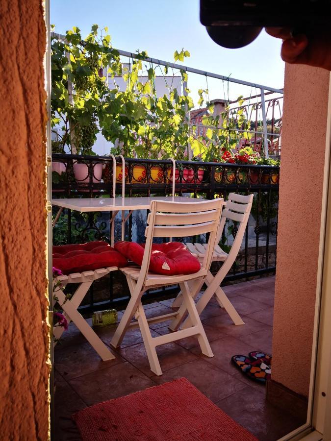 Kuca Tonci & Semsa Tisno Exterior foto