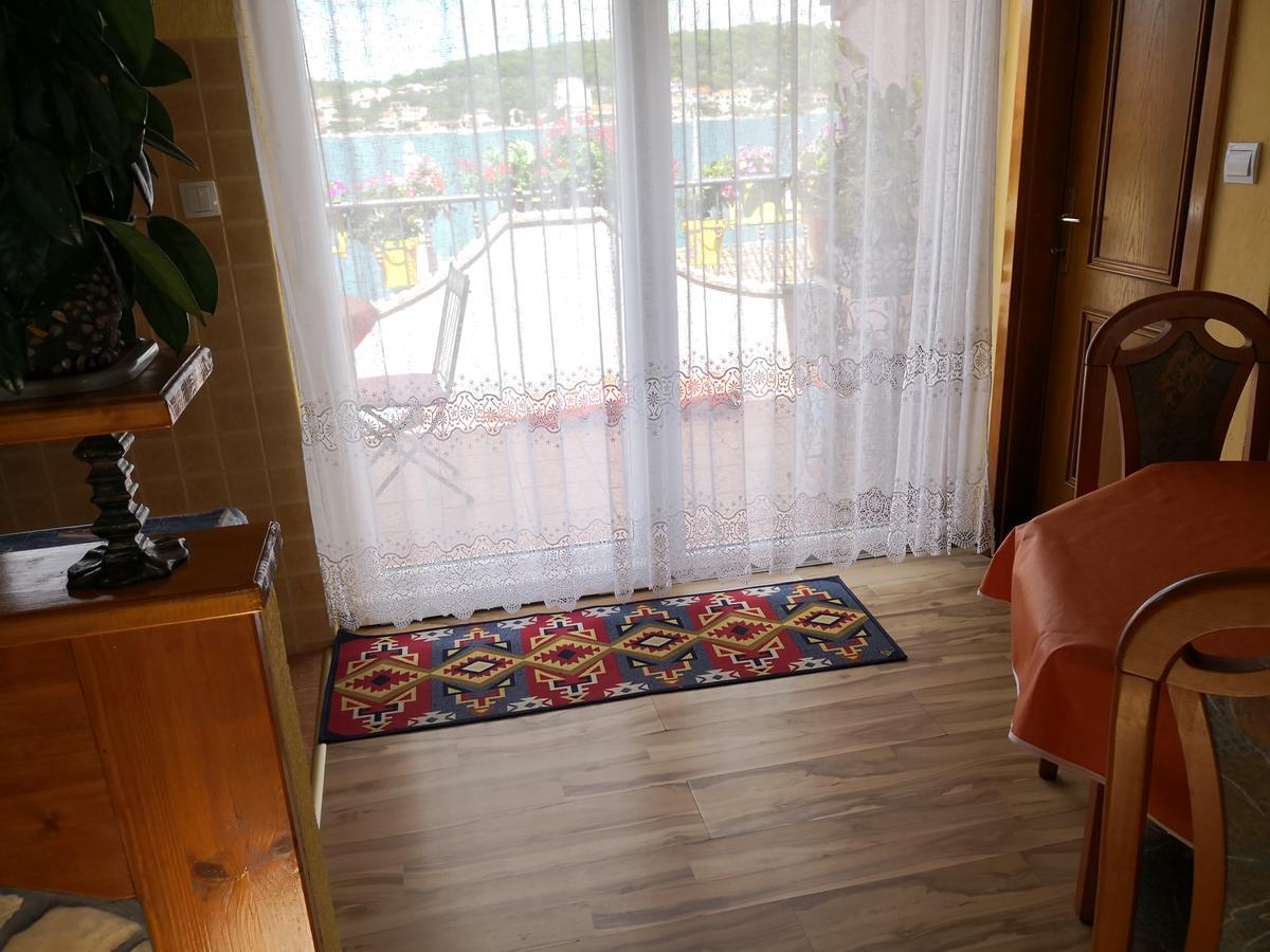 Kuca Tonci & Semsa Tisno Exterior foto